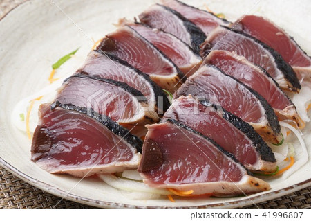 Seared bonito 41996807