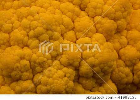 Closeup photo of yellow cauliflower Closeup photo of yellow cauliflower 41998155