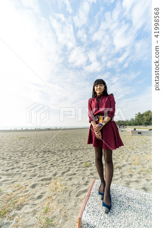 亞洲台灣台南安平觀夕平台海邊沙灘海水女人女性女孩模特兒肖像人像 41998568