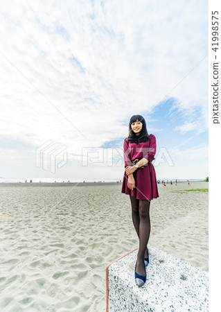 亞洲台灣台南安平觀夕平台海邊沙灘海水女人女性女孩模特兒肖像人像 41998575