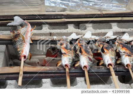 Red fish dish (gourd) if you fish the Chikuma River Red fish dish (gourd) if you fish the Chikuma River 41999596