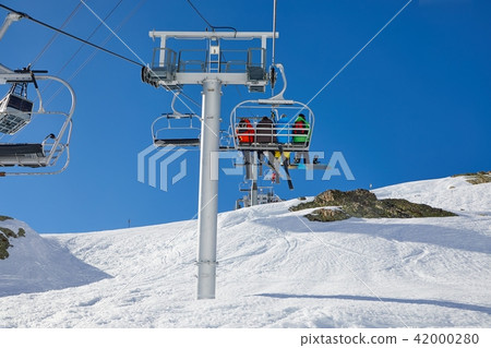 Ski lift at a ski resort 42000280
