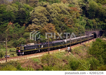 1994 EF81104臥舖在Hikita Loop線上表達Twilight Express 1994 EF81104臥舖在Hikita Loop線上表達Twilight Express 42001234