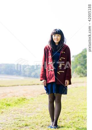 Asian Taiwan Hsinchu Qingqing grassland female portrait portrait dress grassland character model one person 42005188