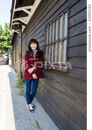 亞洲台灣台南警察新村警察眷村女性女孩女人像肖像 亞洲台灣台南警察新村警察眷村女性女孩女人像肖像 42005382