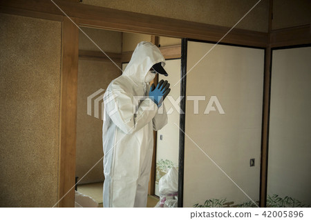 Special cleaning 42005896