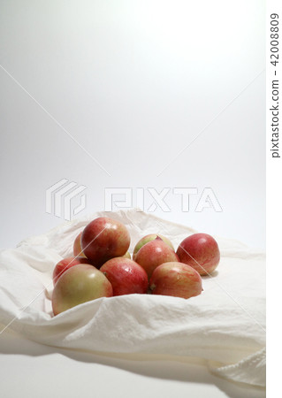 Fresh summer fruit peach 42008809