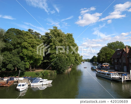 牛津泰晤士河上游 42010689