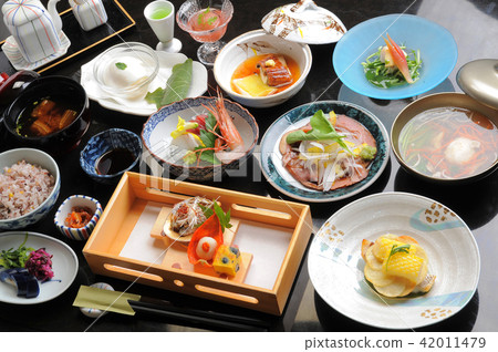 溫泉小屋的日式餐 溫泉小屋的日式餐 42011479