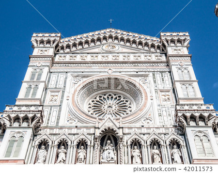 Main portal of Florence Catherdal, Cattedrale di Santa Maria del Fiore or Il Duomo di Firenze, with 42011573