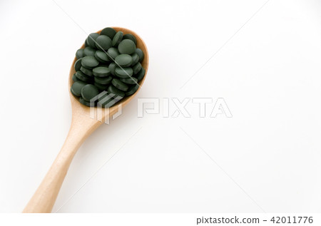 Green pill 42011776