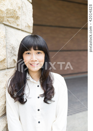 亞洲台灣台中霧峰亞洲大學美術館體育場人像肖像女子女孩 亞洲台灣台中霧峰亞洲大學美術館體育場人像肖像女子女孩 42014828