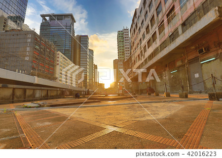 Hong Kong kwun tong downtown at sunset 42016223