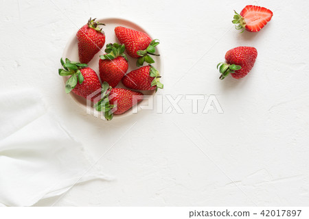 Strawberries Strawberries 42017897