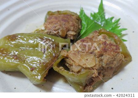 Home-grown homely made homemade "green pepper meat" Home-grown homely made homemade "green pepper meat" 42024311