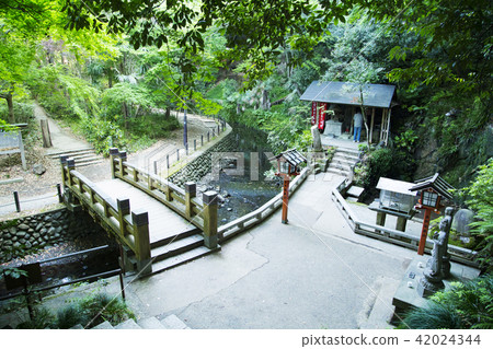 Isenga Valley Inagoshido and the sword's bridge 42024344