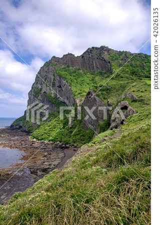 Shiroyama Hiji peak Shiroyama Hiji peak 42026135