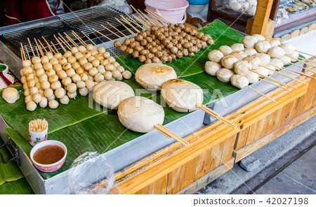 Grill Big pork balls with sauce at Thailand market 42027198