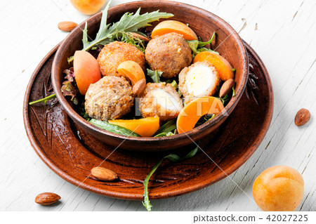 Summer salad with apricot Summer salad with apricot 42027225