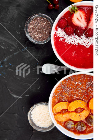 Smoothie bowls. Healthy breakfast bowl Smoothie bowls. Healthy breakfast bowl 42027445