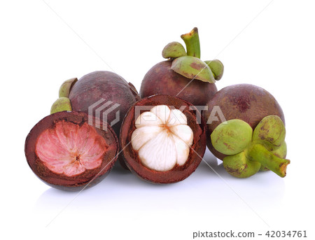 mangosteen isolated on white background 42034761