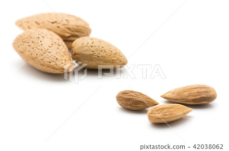 Raw almonds isolated on white 42038062