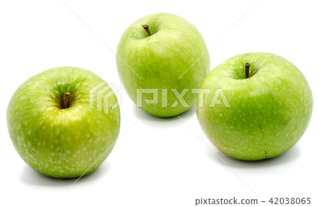 Apple granny smith isolated on white Apple granny smith isolated on white 42038065