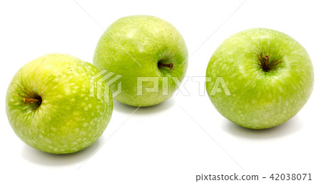 Apple granny smith isolated on white 42038071