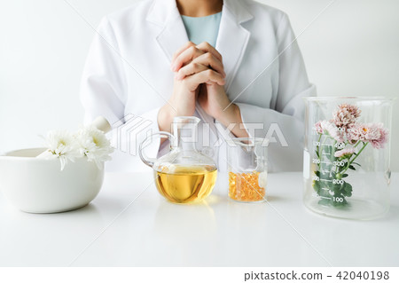 scientist testing organic natural product 42040198