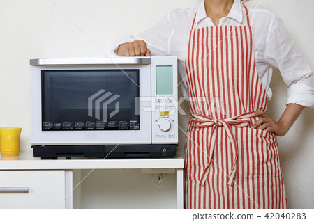 Household oven range 42040283
