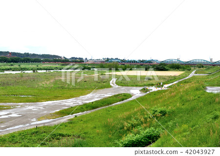 The Jinzu River and the Jinto Ohashi The Jinzu River and the Jinto Ohashi 42043927