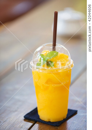 Mango smoothies juice . 42044606