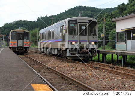 Exchange of Nodo station of the summer in the summer 42044755