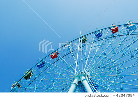 Ferris wheel in Wolmi-do, Incheon Ferris wheel in Wolmi-do, Incheon 42047094