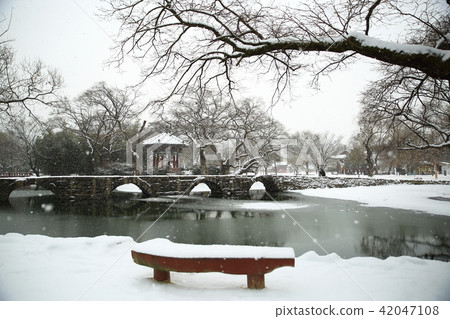 Winter travel! Winter travel! 42047108