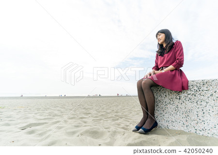 亞洲台灣台南安平觀夕平台海邊沙灘海水女人女性女孩模特兒肖像人像 42050240