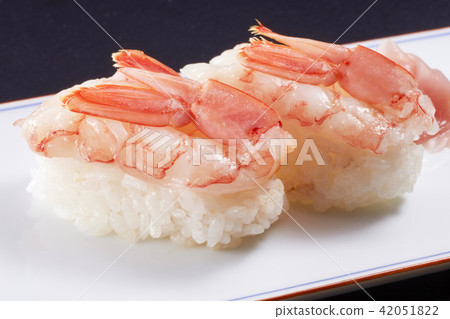 Raw shrimp hand held sushi (raw shrimp) Raw shrimp hand held sushi (raw shrimp) 42051822