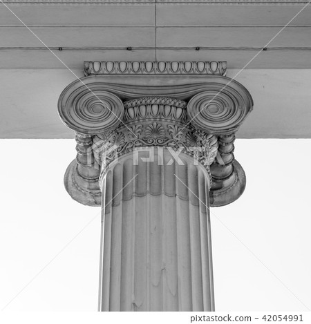 Close up Decorative detail of an ancient Ionic column 42054991