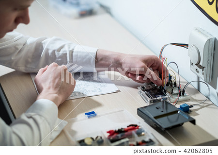smart home system assemble electronic component 42062805