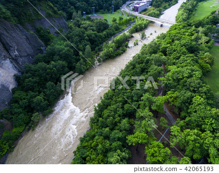 River which increases water (aerial shooting) 42065193