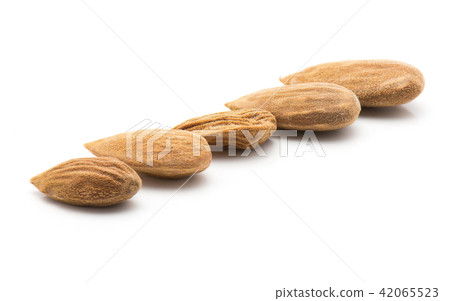 Raw almonds isolated on white 42065523