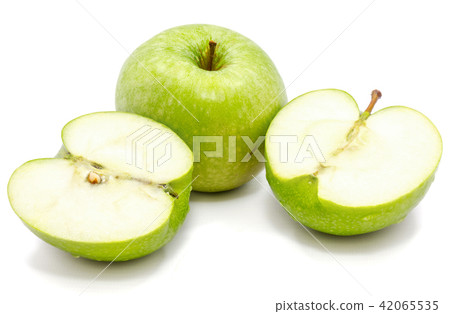 Apple granny smith isolated on white 42065535
