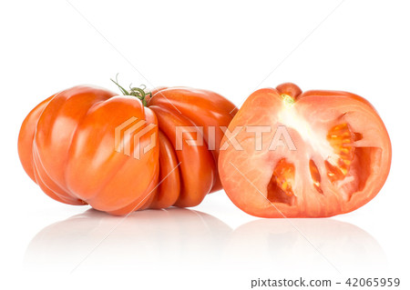 Fresh Raw Beef Tomato isolated on white 42065959