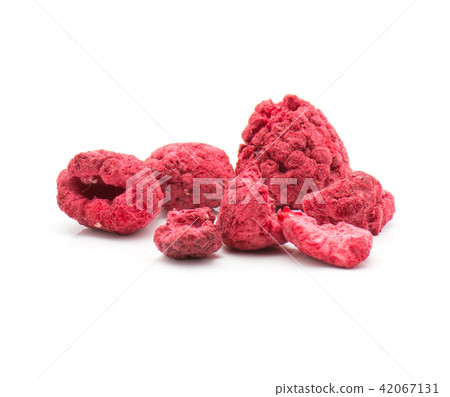 Freeze dried berries isolated on white 42067131