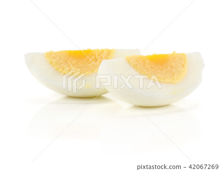 Fresh Chicken Egg isolated on white Fresh Chicken Egg isolated on white 42067269