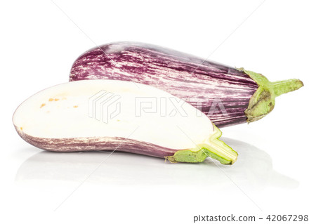 Fresh raw striped Eggplant isolated on white 42067298