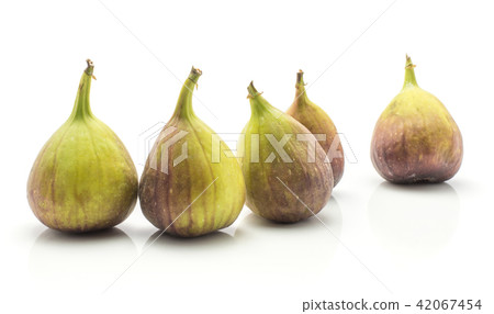 Fresh Fig isolated on white background Fresh Fig isolated on white background 42067454