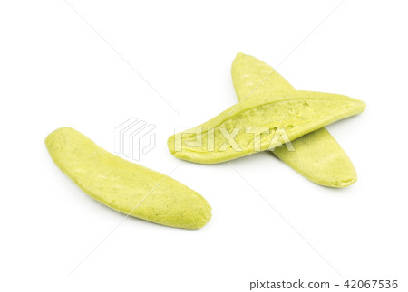 Fresh raw Foglie pasta isolated on white 42067536