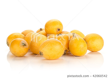 Fresh raw orange japanese loquat isolated on white 42068542