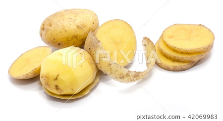 Fresh raw potatoes isolated on white 42069983